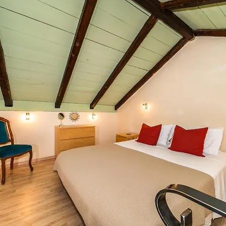 Βίλα Arethusa Βαθύ